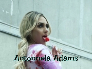Antonnela_Adams