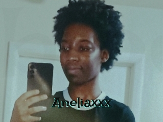 Aneliaxxx