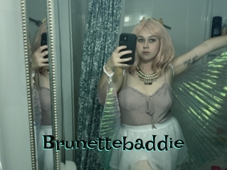 Brunettebaddie