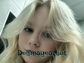 Delfinayearout