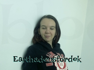 Earthadensfordek