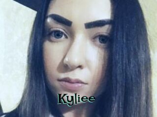 Kyliee_