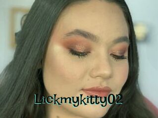 Lickmykitty02