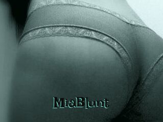 MiaBlunt