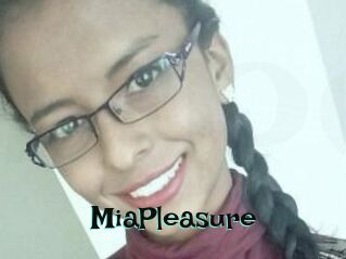 Mia_Pleasure