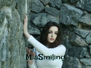 MiaSmiling