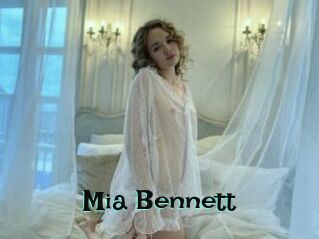 Mia_Bennett