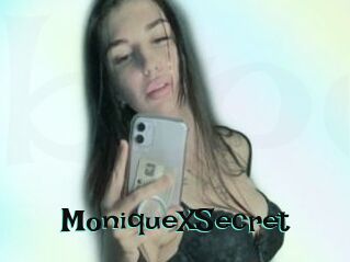 MoniqueXSecret
