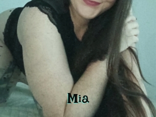Mia