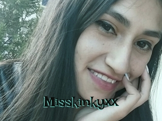 Misskinkyxx