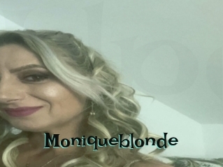 Moniqueblonde