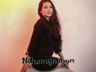 Nahomymoon