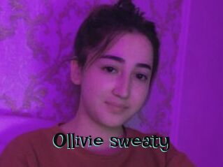 Ollivie_sweaty
