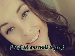 Petitebrunettegnd