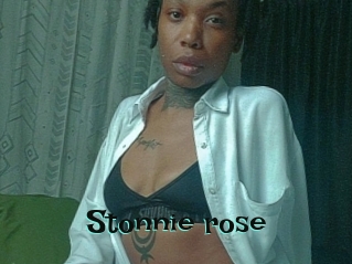 Stonnie_rose