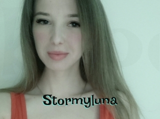 Stormyluna