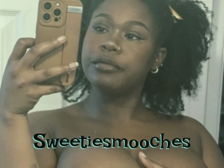 Sweetiesmooches