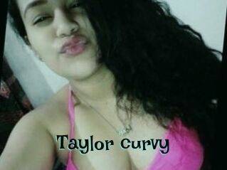 Taylor_curvy